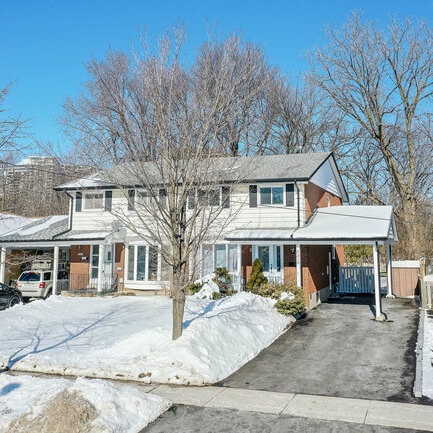 3315 Queen Frederica Dr.