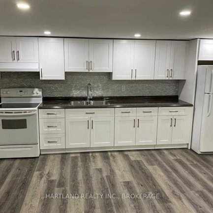 2622 Constable Rd W. Lower Unit